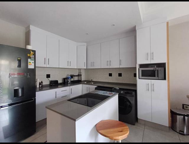 4 BEDROOM APARTMENT FOR SALE IN MORNINGSIDE